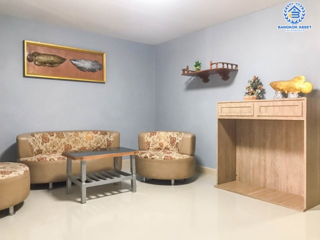 *****ทาวน์เฮ้าส์มือสองย่านนครปฐม ม.แกรนด์วิลเลจ2 เพชรเกษม เนื้อที่กว้างขวางมากถึง 27.5 ตร.ว. ฟังก์ชัน 3 ห้องนอน 3 ห้องน้ำ 1 ที่จอดรถ บนทำเลแห่งการเดินทาง เชื่อมต่อถนนพุฑธมณฑล สาย5 ในราคาคุ้มสุดในย่าน!